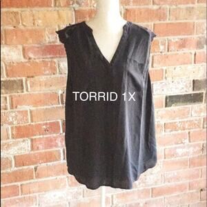 Hi/Low Top With Lace By Torrid Plus 1X